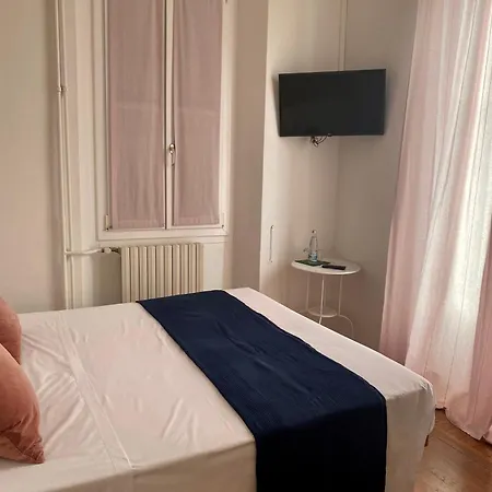 Loveno Szálloda 2*